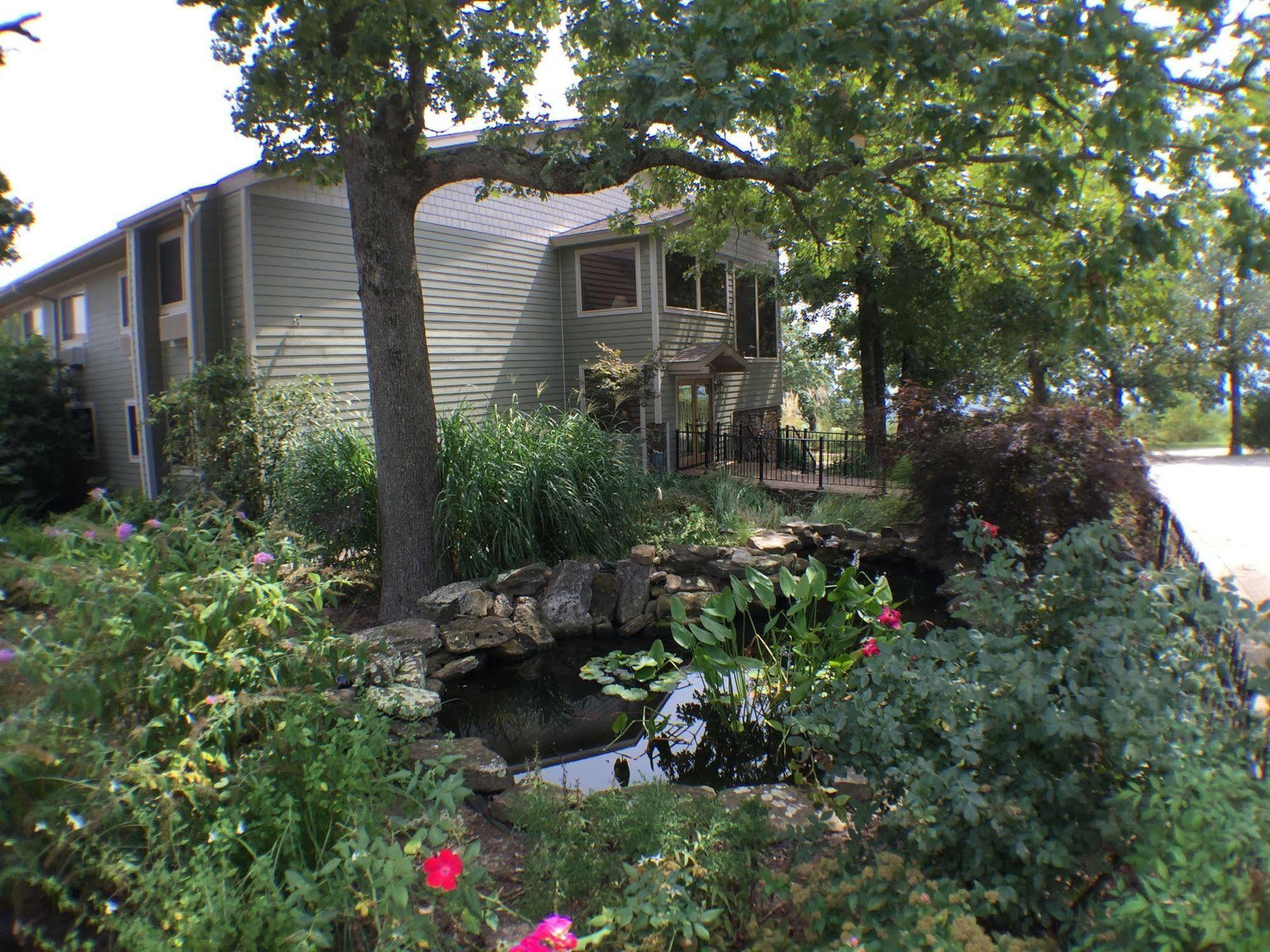 Whitney Mountain Lodge Lost Bridge Village Exterior photo