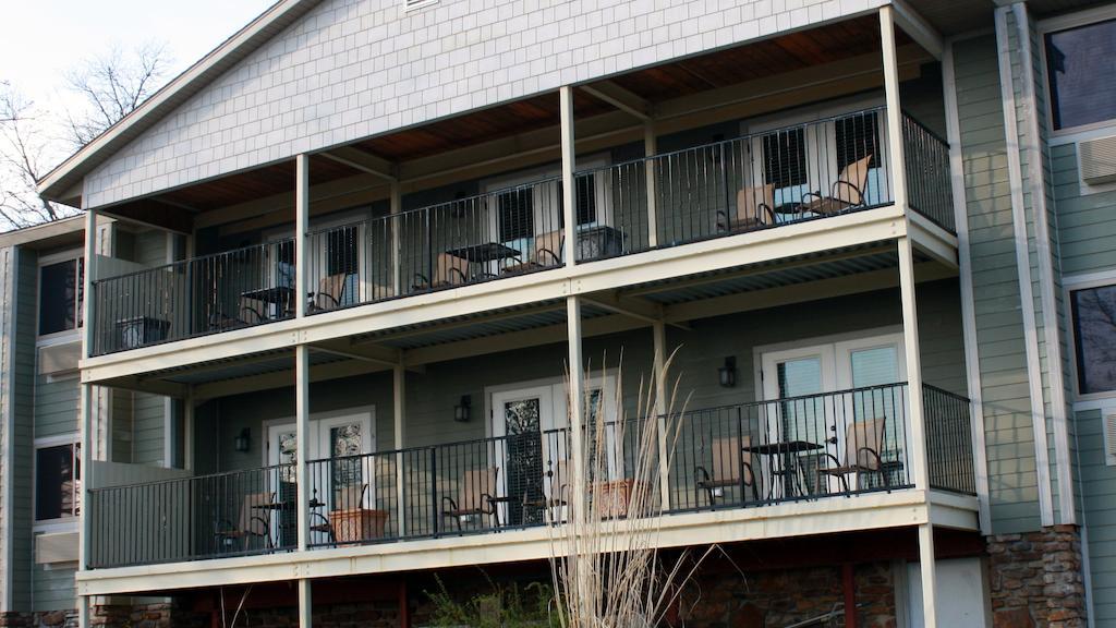 Whitney Mountain Lodge Lost Bridge Village Room photo